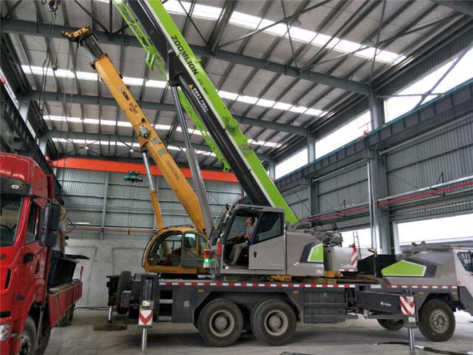 滴道区高空车出租需要注意哪些安全事项？